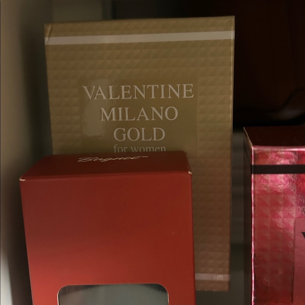 Valentine Milano Gold For Woman